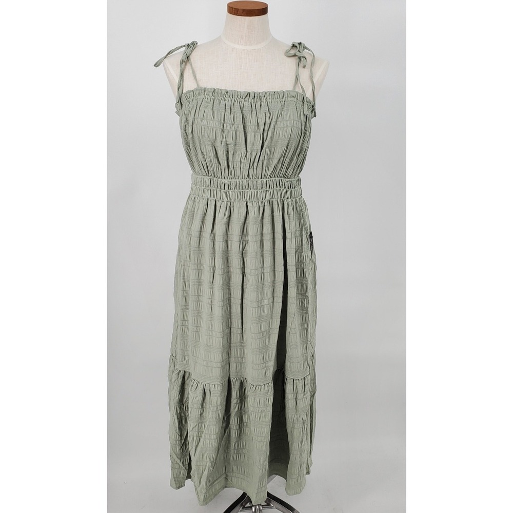 Lulus x Lush Textured‎ Smocked Tiered Midi Dress Tie Strap Large Sage Green New